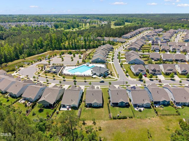 509 Oaks End Drive, Holly Springs, NC 27540