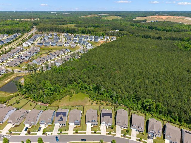 509 Oaks End Drive, Holly Springs, NC 27540