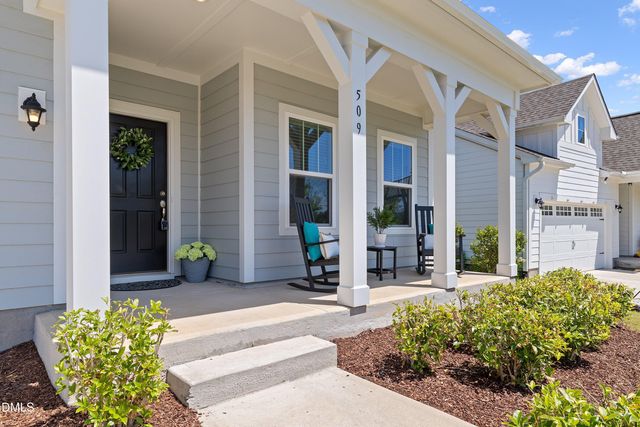 509 Oaks End Drive, Holly Springs, NC 27540