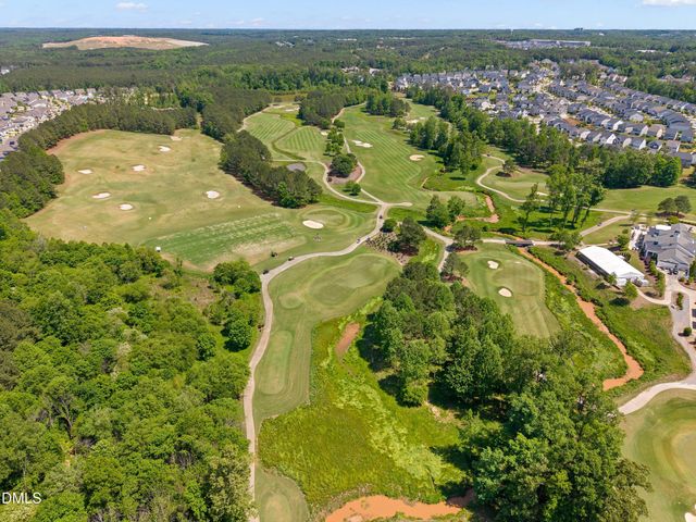 509 Oaks End Drive, Holly Springs, NC 27540