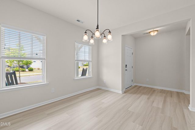 509 Oaks End Drive, Holly Springs, NC 27540