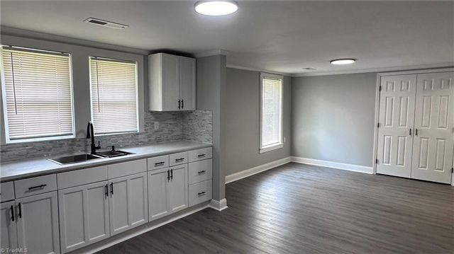 1013 Duke Street, Greensboro, NC 27406
