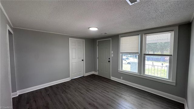 1013 Duke Street, Greensboro, NC 27406