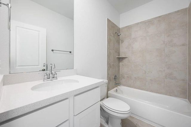 207 Crumpton WAY, Hutto, TX 78634