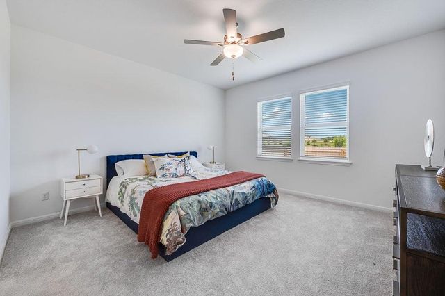 207 Crumpton WAY, Hutto, TX 78634