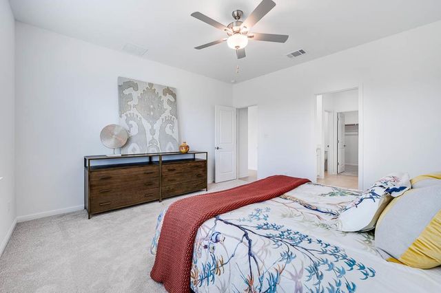 207 Crumpton WAY, Hutto, TX 78634