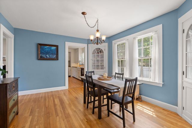 16 Brookline Street, Nashua, NH 03064