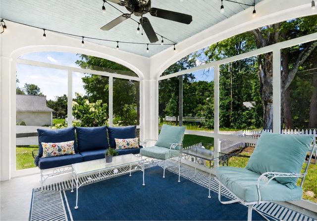 16 Brookline Street, Nashua, NH 03064