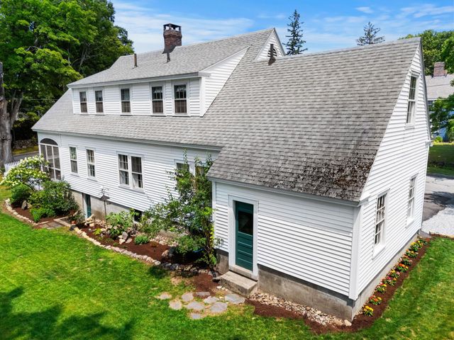 16 Brookline Street, Nashua, NH 03064