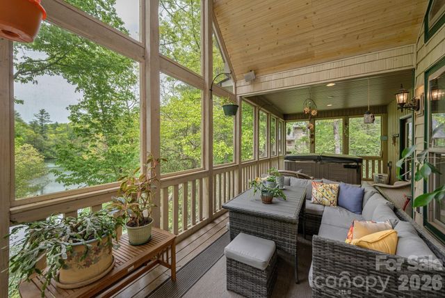 149 Hiwassee Road, Lake Toxaway, NC 28747