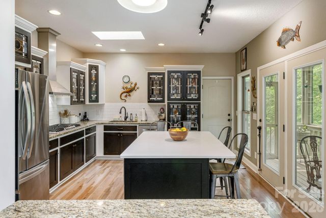 149 Hiwassee Road, Lake Toxaway, NC 28747