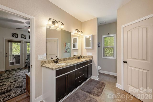 149 Hiwassee Road, Lake Toxaway, NC 28747