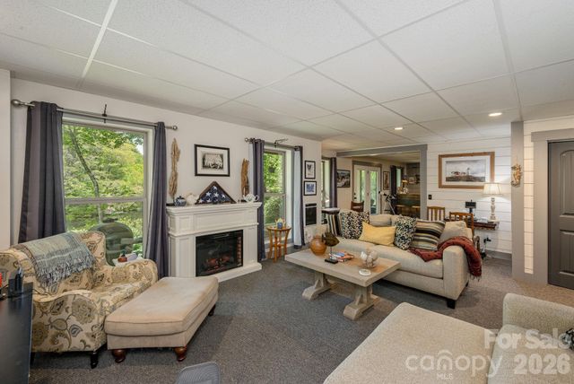 149 Hiwassee Road, Lake Toxaway, NC 28747