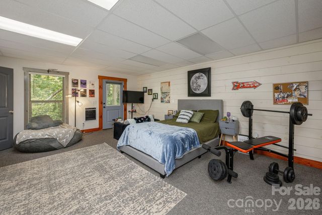 149 Hiwassee Road, Lake Toxaway, NC 28747