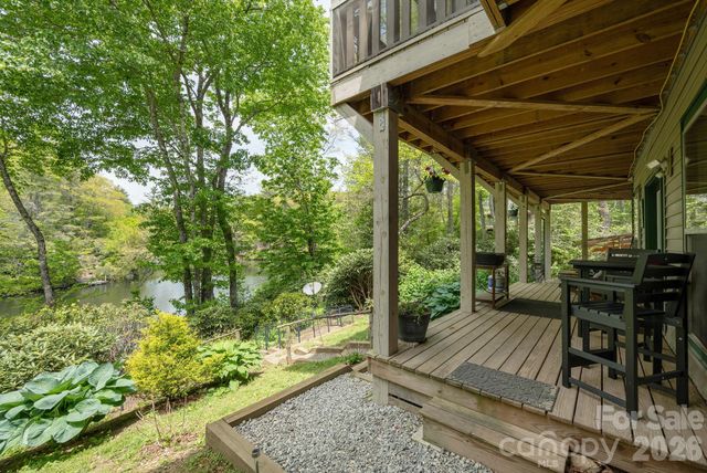 149 Hiwassee Road, Lake Toxaway, NC 28747
