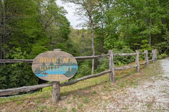 149 Hiwassee Road, Lake Toxaway, NC 28747