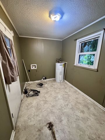 109 Dogwood Hills Dr, Paris, TN 38242