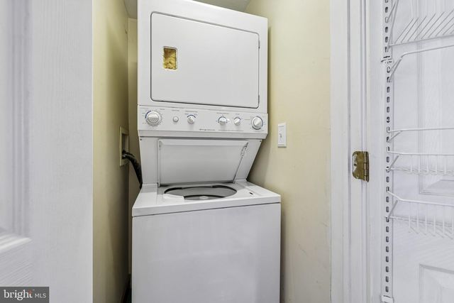 219 CHAPEL ST, Baltimore, MD 21231