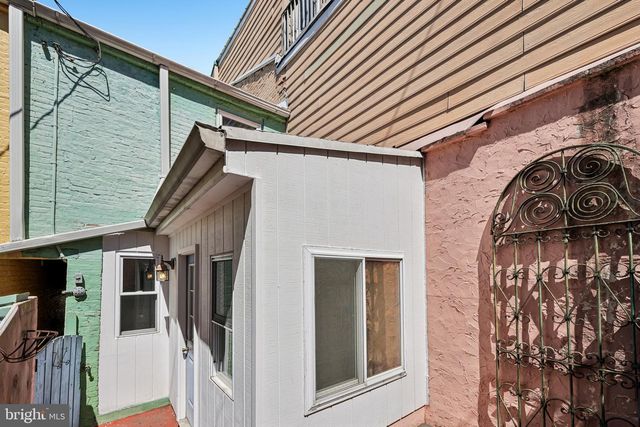 219 CHAPEL ST, Baltimore, MD 21231
