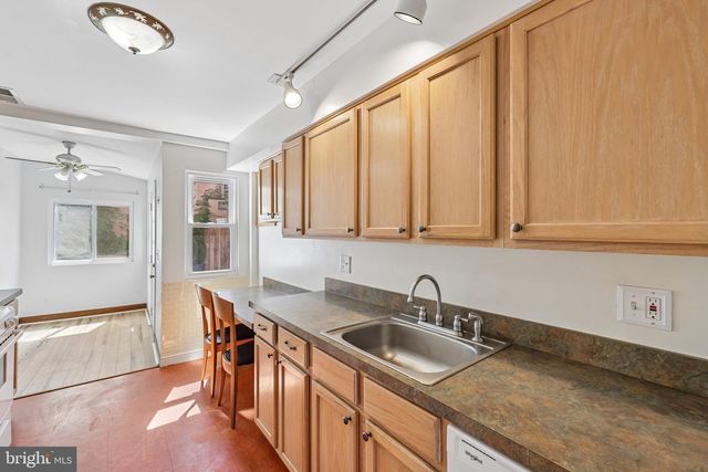 219 CHAPEL ST, Baltimore, MD 21231