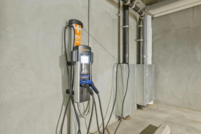 5951 Sunstone Drive 411, San Jose, CA 95123