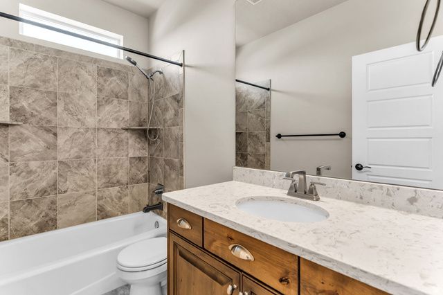 2063 E 1200 N, Layton, UT 84040
