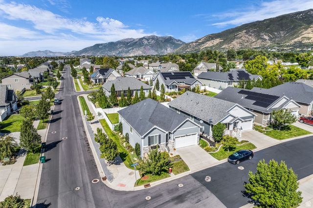 2063 E 1200 N, Layton, UT 84040