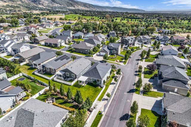 2063 E 1200 N, Layton, UT 84040