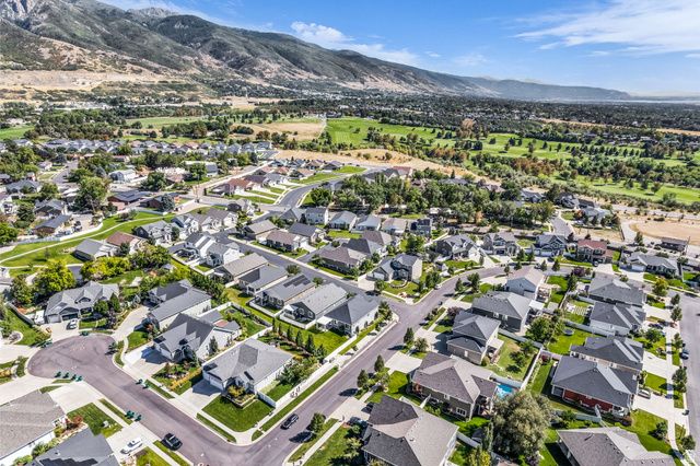 2063 E 1200 N, Layton, UT 84040