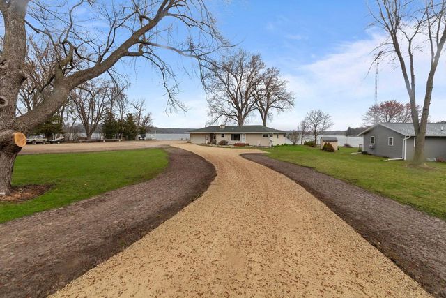 W2138 Melmar Drive, Markesan, WI 53946