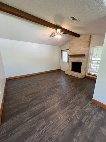 103 S Kaupo DR A, Bastrop, TX 78602