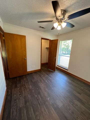 103 S Kaupo DR A, Bastrop, TX 78602