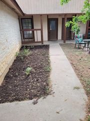 103 S Kaupo DR A, Bastrop, TX 78602
