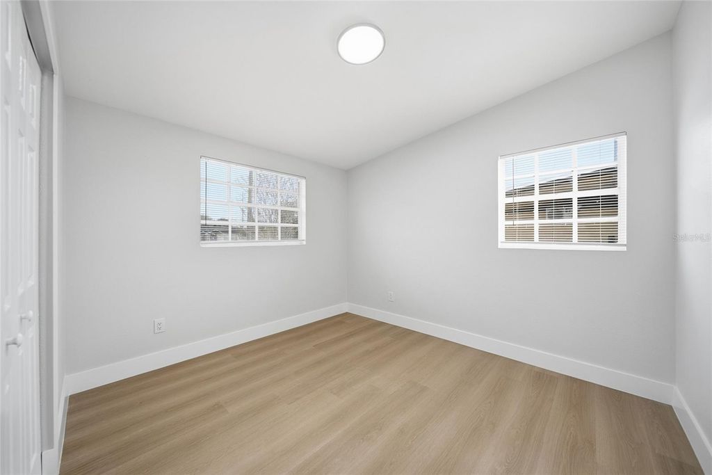 Image 14 of property listing at 5021 S 87TH STREET, Tampa, FL 33619