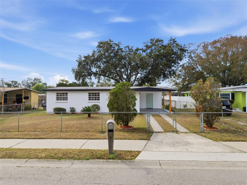 Image 20 of property listing at 5021 S 87TH STREET, Tampa, FL 33619