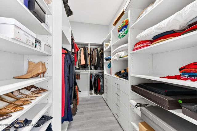 1932 Fabien Circle, Melbourne, FL 32940