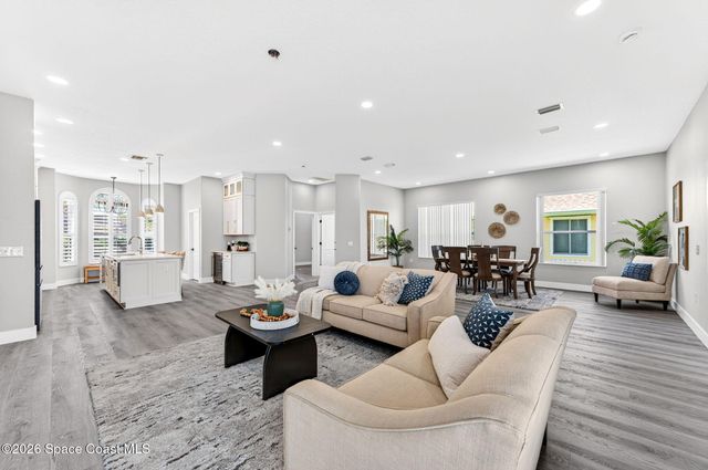 1932 Fabien Circle, Melbourne, FL 32940