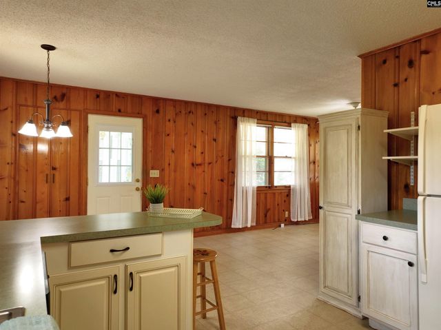 3223 Glendale Road, West Columbia, SC 29170