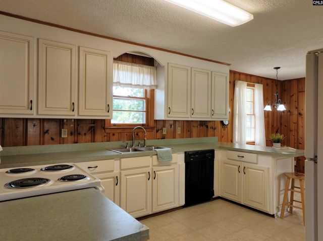 3223 Glendale Road, West Columbia, SC 29170