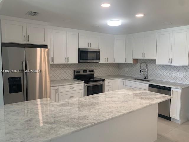 272 NW 79th Ave 0, Margate, FL 33063