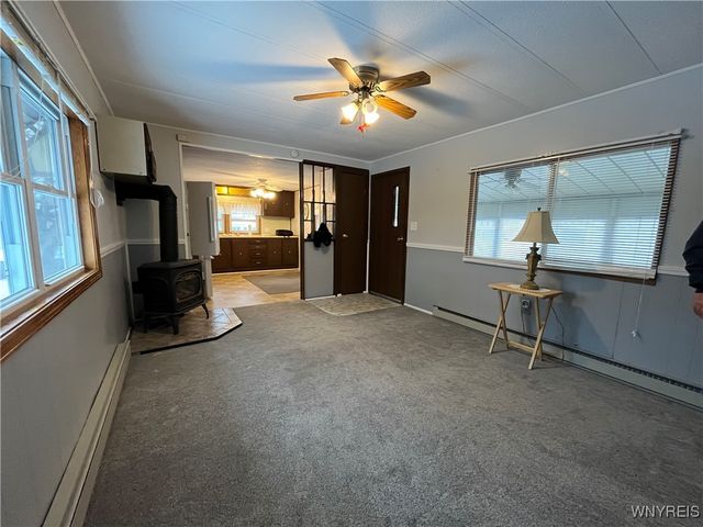 19 Lakewood Village, Shelby, NY 14103