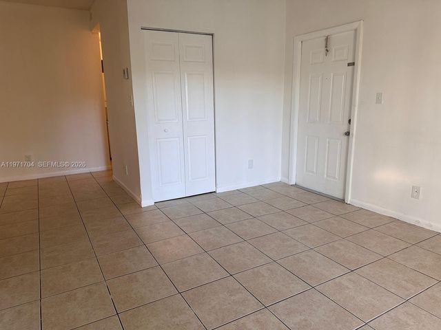 631 Cypress Lake Blvd M17, Deerfield Beach, FL 33064