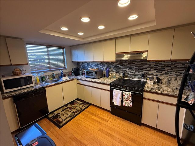 259 FENWICK DRIVE 35, Venice, FL 34285