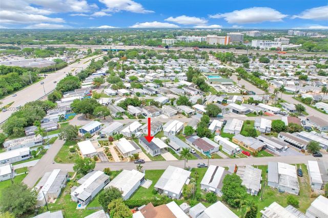 8709 SW 17th Court, Davie, FL 33324