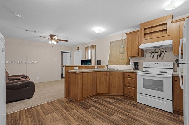 8709 SW 17th Court, Davie, FL 33324