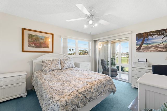 60 Woodland Drive 202, Vero Beach, FL 32962