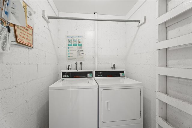 60 Woodland Drive 202, Vero Beach, FL 32962