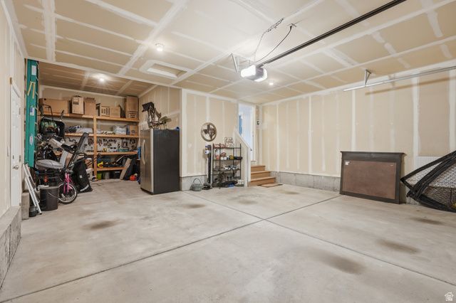 10509 S BROOKLYN VIEW LN, South Jordan, UT 84095