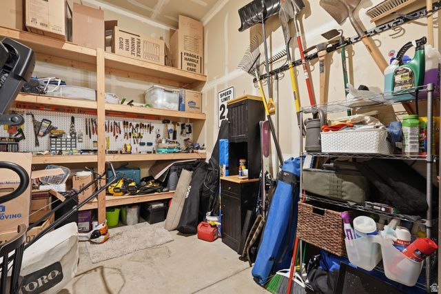 10509 S BROOKLYN VIEW LN, South Jordan, UT 84095