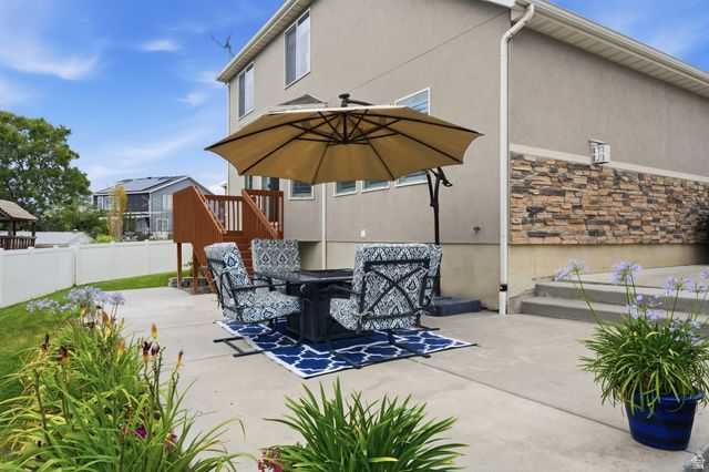 10509 S BROOKLYN VIEW LN, South Jordan, UT 84095